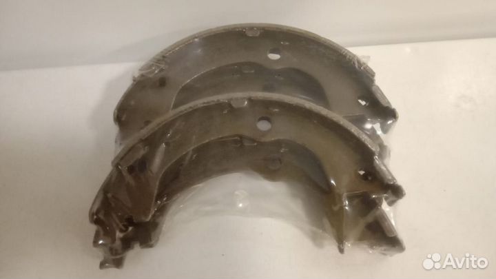 Колодки барабанные