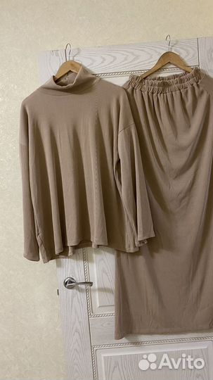 Костюм женский