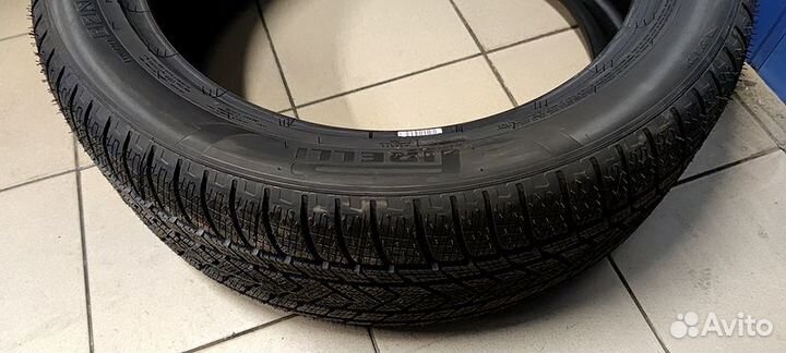 Pirelli Scorpion Winter 315/40 R21 115V