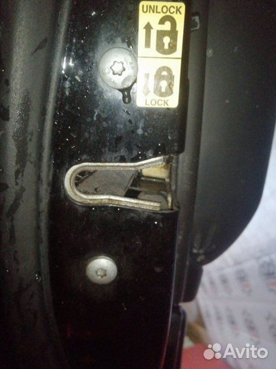 Замок двери задний левый Land Rover Range Rover AJ