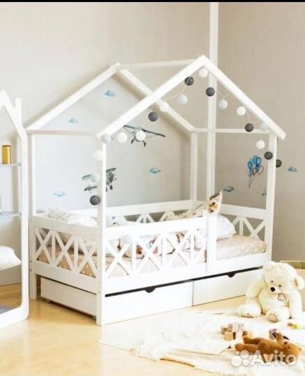Детская кровать домик (особая)