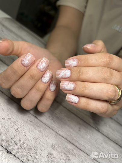 Маникюр на южной поляне