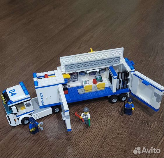 Конструктор lego City 60044 Выездной отряд полиции