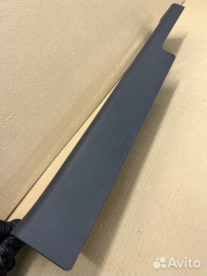 Накладка порога передняя правая Рено Колеос 1