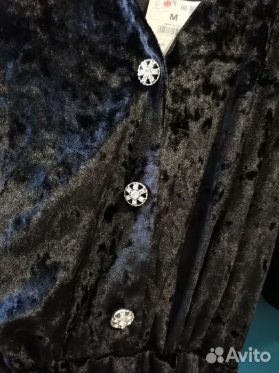 Бархатное платье Reserved