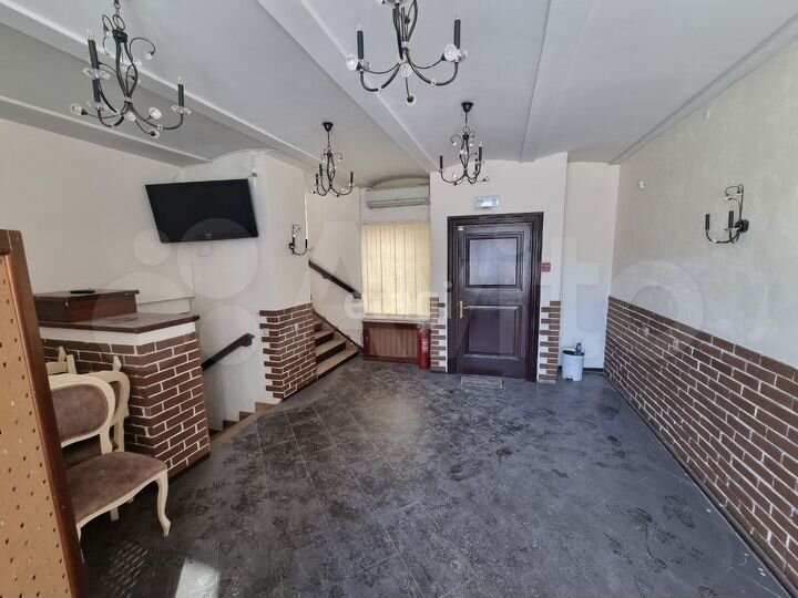 Продам помещение свободного назначения, 388.3 м²