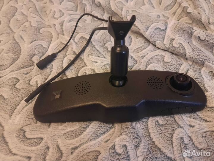 Зеркало заднего вида с видео регистратором