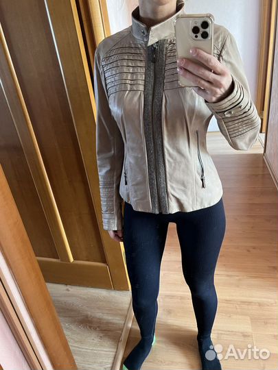 Куртка кожаная бежевая Vespucci