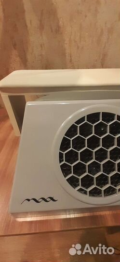 Настольный пылесос для маникюра