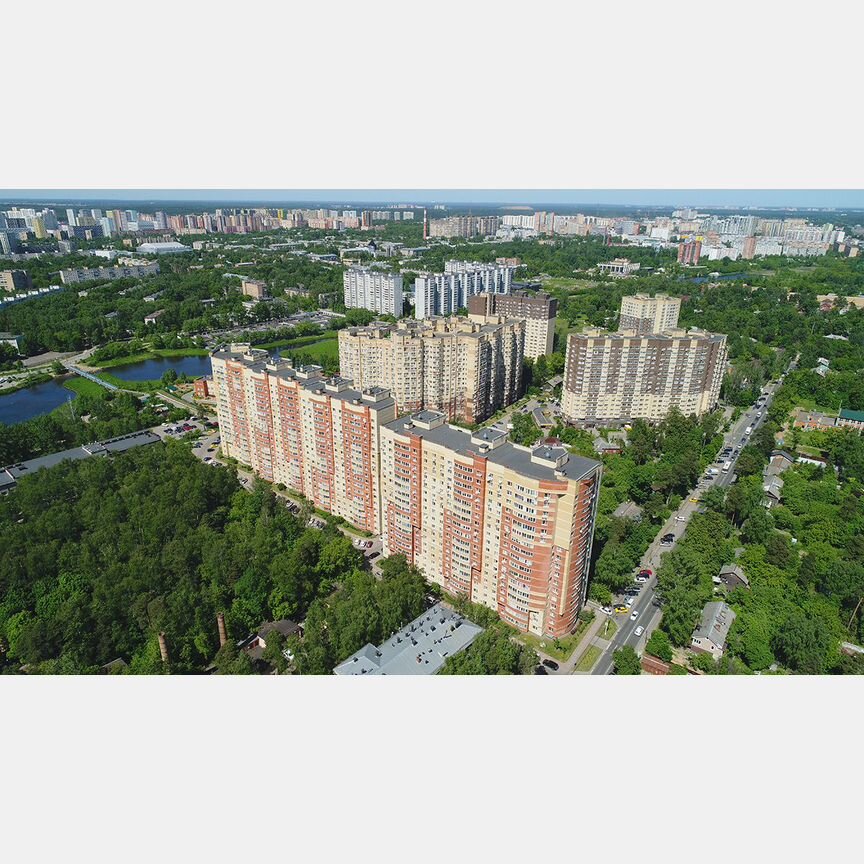 2-к. квартира, 80,1 м², 1/14 эт.