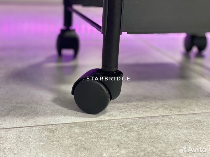 Тележка парикмахерская с металлическим верхом