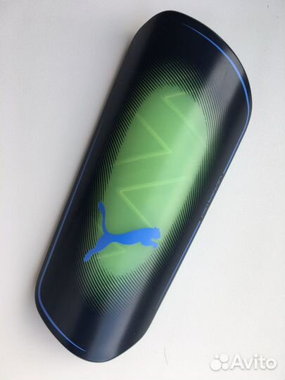 Футбольные щитки Puma Ultra Sleeve