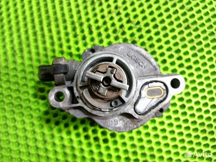 Вакуумный насос Peugeot Partner