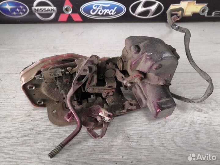 Замок двери задний левый Honda Cr-V RD1 B20B 1996