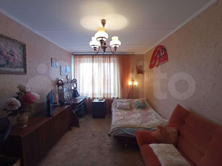 Комната 18 м² в 2-к., 8/12 эт.