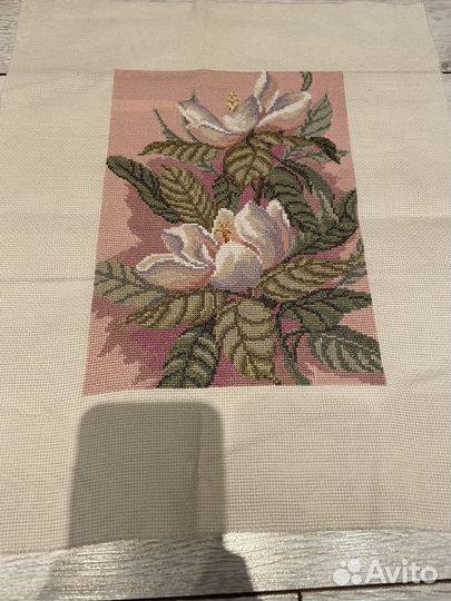 Набор картин вышитых крестом