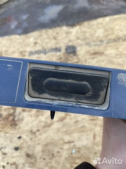 Кнопка открывания багажника LADA Vesta