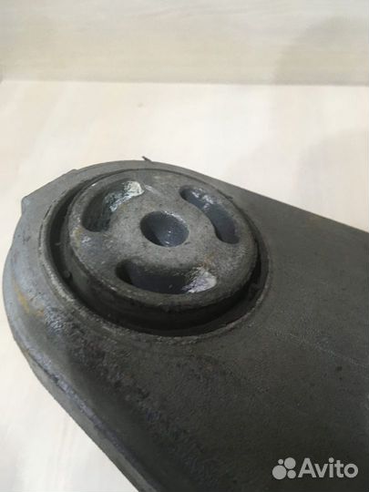 Кронштейн редуктора на Мерседес A2303521806