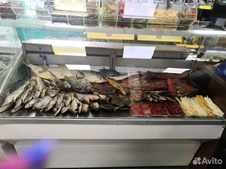 Холодильная витрина бу рабочая
