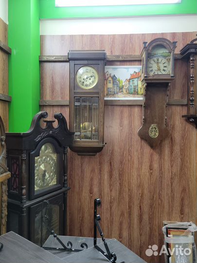 Старинные настенные часы Густав Бейкер