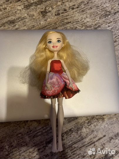 Ever After High Эппл Уайт