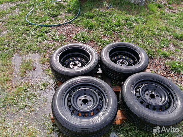 Yokohama BluEarth Ecos ES31 19.5/60 R15