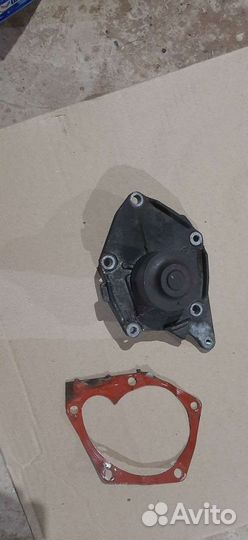 Помпа на Renault Laguna 3