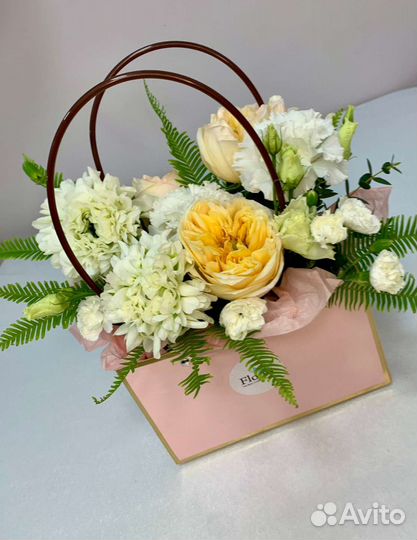 Живые цветы