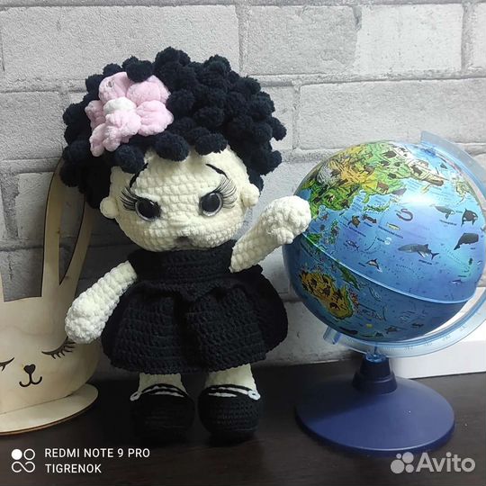 Кукла (плюшевая пряжа)