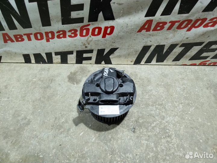 Моторчик печки Renault Logan седан 2007