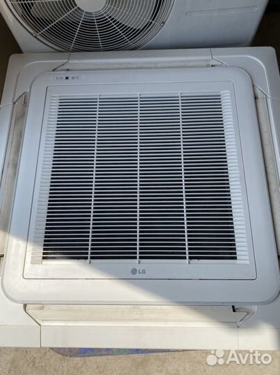 Кондиционер кассетный LG
