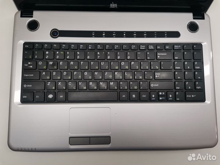 DNS A15HC - Core i5-2450M/ GT 540M/ 8Gb/SSD