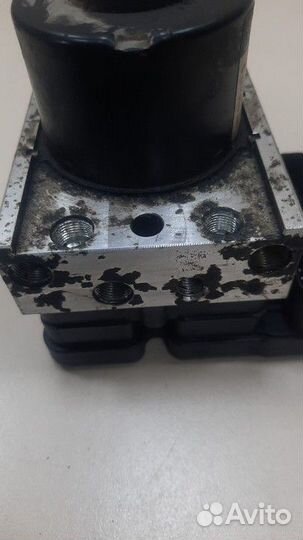 Блок ABS (насос) Volkswagen Golf