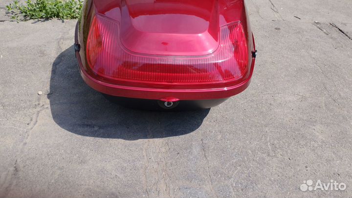 Кофр пластиковый на мотоцикл