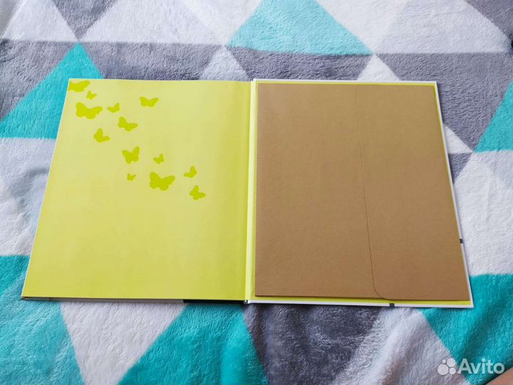 Книга птицы, бабочки, насекомые от Вероник Ажинер