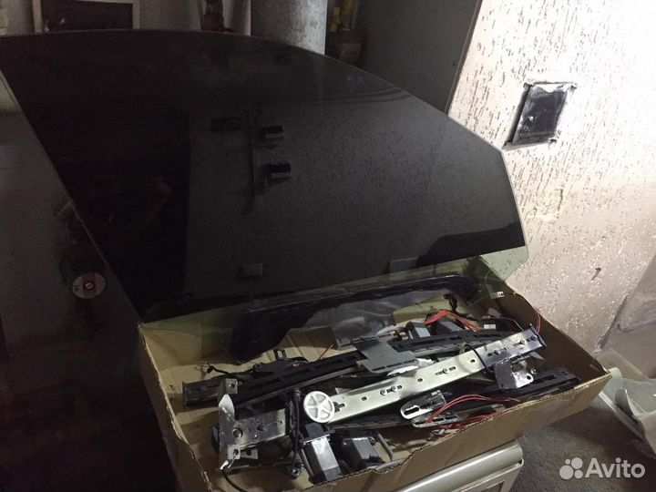 Продажа передних двойных стёкол Бмв х 6 2016