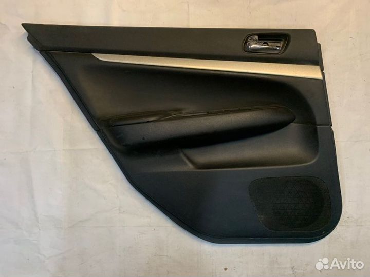 Обшивка двери задняя левая Infiniti G25/35/37