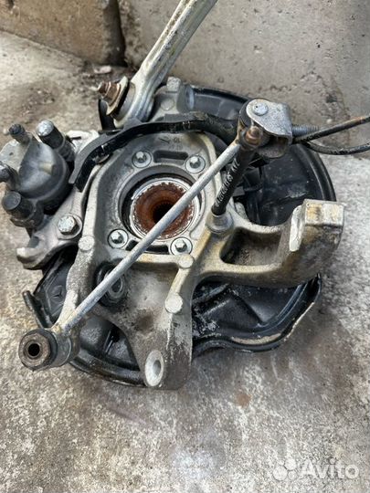 Ступица задняя левая Mercedes-Benz S-Class W221