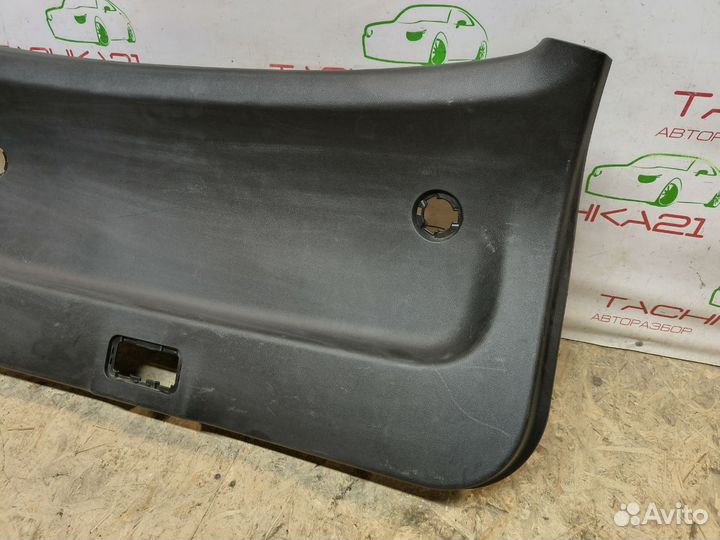 Обшивка крышки багажника Haval F7 F7x (2019+)