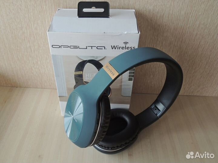 Беспроводные наушники 