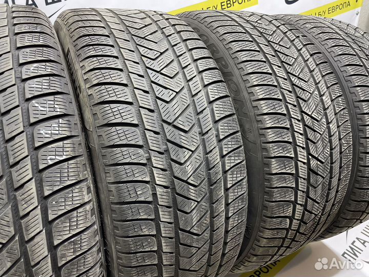 Pirelli Scorpion Winter 285/40 R22 100R