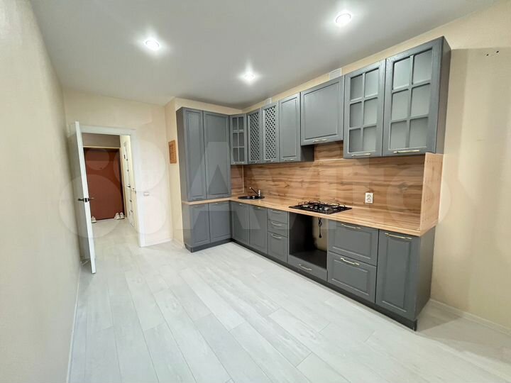 2-к. квартира, 65 м², 5/5 эт.