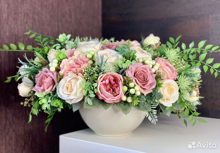 Интерьерные композиции из искусственных цветов