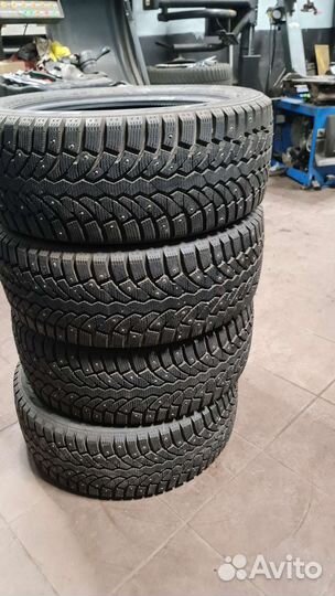 Pirelli Formula Ice 225/50 R17 98T