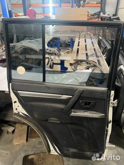 Дверь 5730A729 задняя левая Mitsubishi Pajero 4