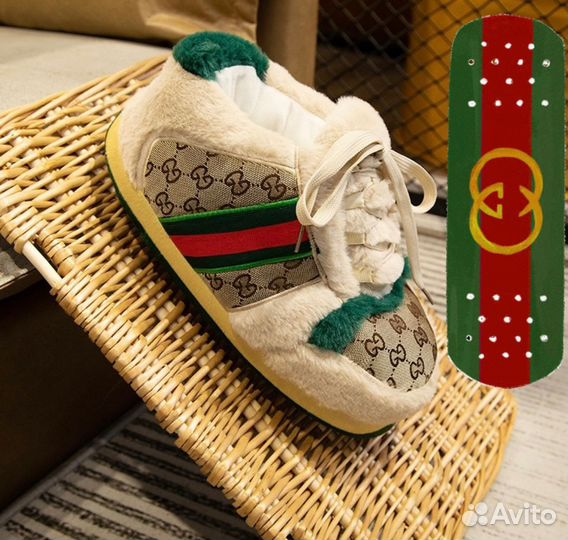 Домашние плюшевые тапочки Gucci