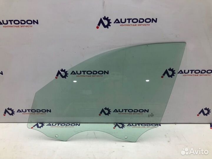 Стекло двери переднее левое Bmw 3-Series E90