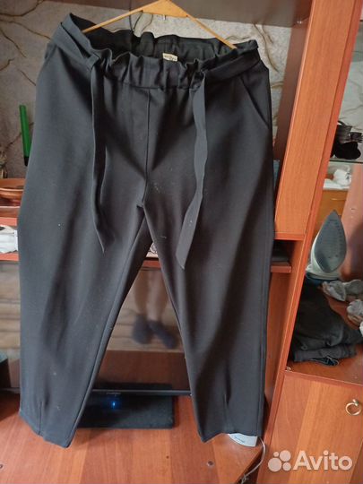 Женские брюки в разных цветах