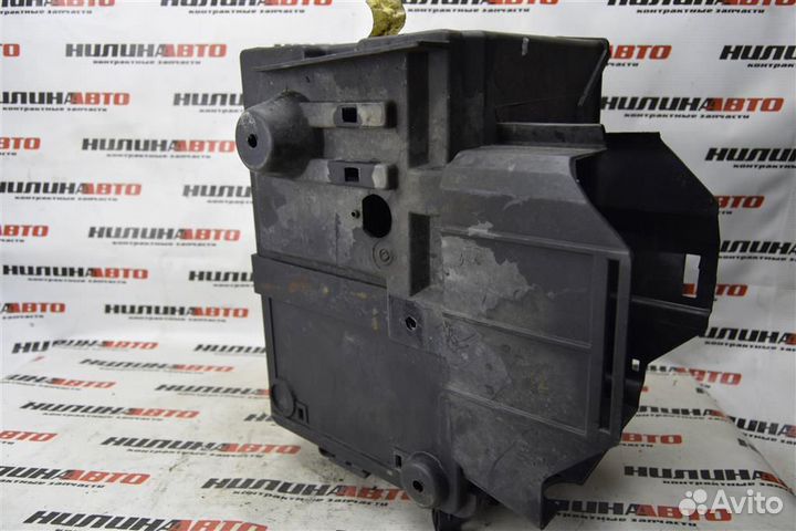 Корпус акб Форд С-Max Фокус2