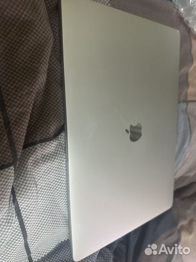 Macbook pro 16 2019 I9/64/2tb 5600m 8gb 11 циклов